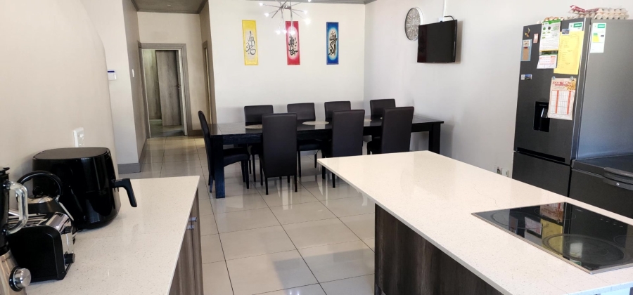 To Let 2 Bedroom Property for Rent in Newfields Western Cape